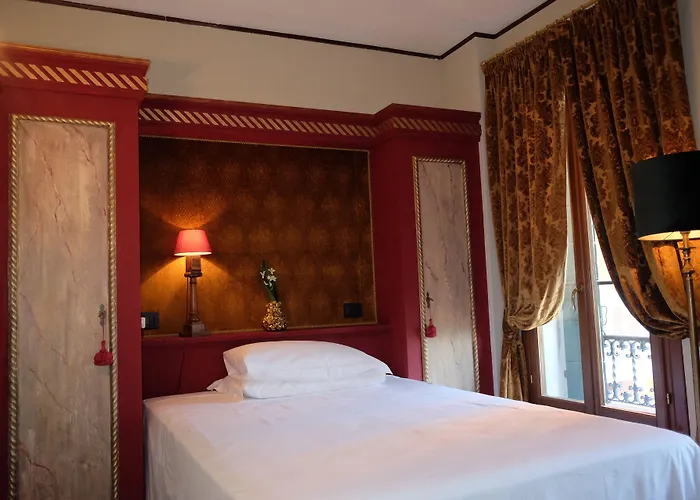 Hotell Hotel La Calcina Venedig