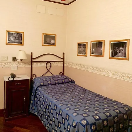 Hotel La Calcina 3*