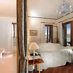 Hotel Hotel La Calcina 3*
