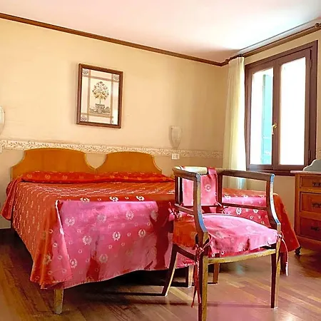 Hotell Hotel La Calcina Venedig