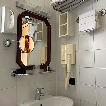 Hotel La Calcina 3*