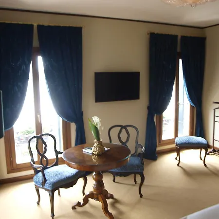 Hotel La Calcina 3* Venedig