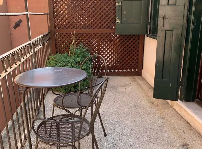 La Calcina Hotel