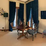 La Calcina Hotel
