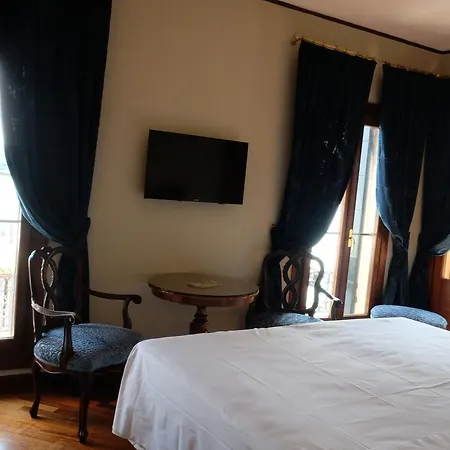 Отель La Calcina 3*